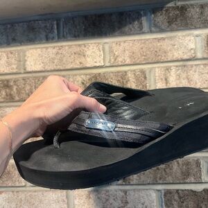 COACH Jaden Platform Thong Sandals